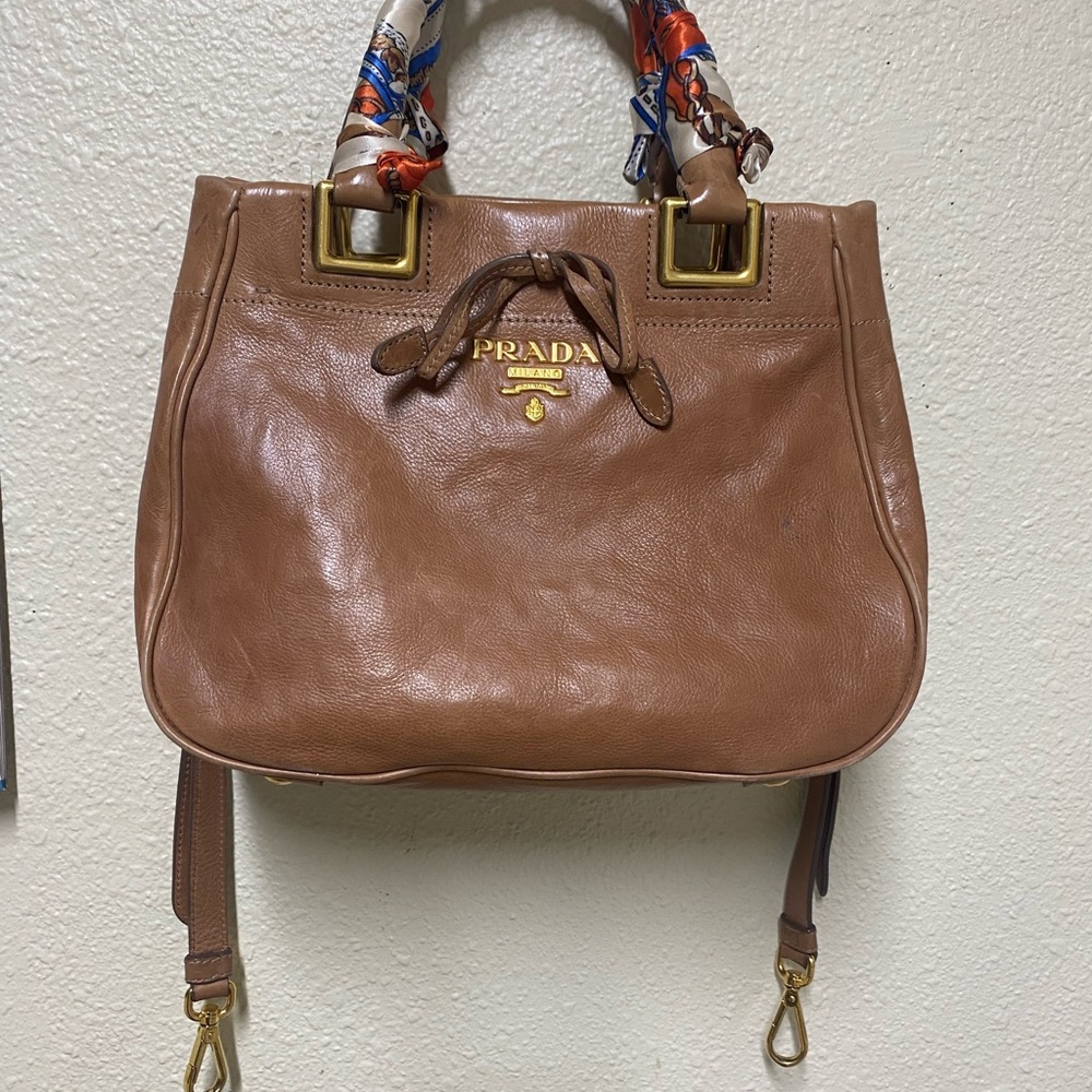 Purses - Picture 2 of 16